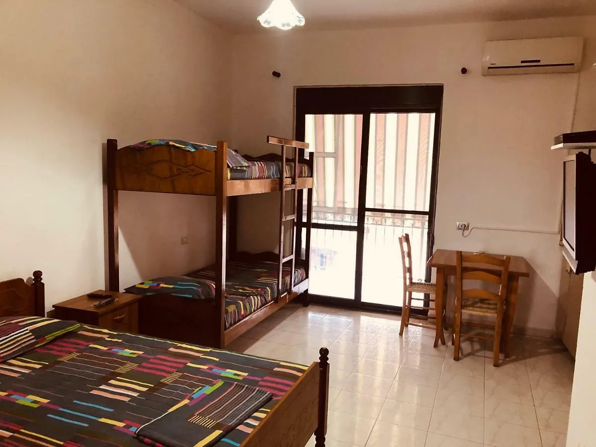 Dhoma Plazhi Otel Spille 0*,