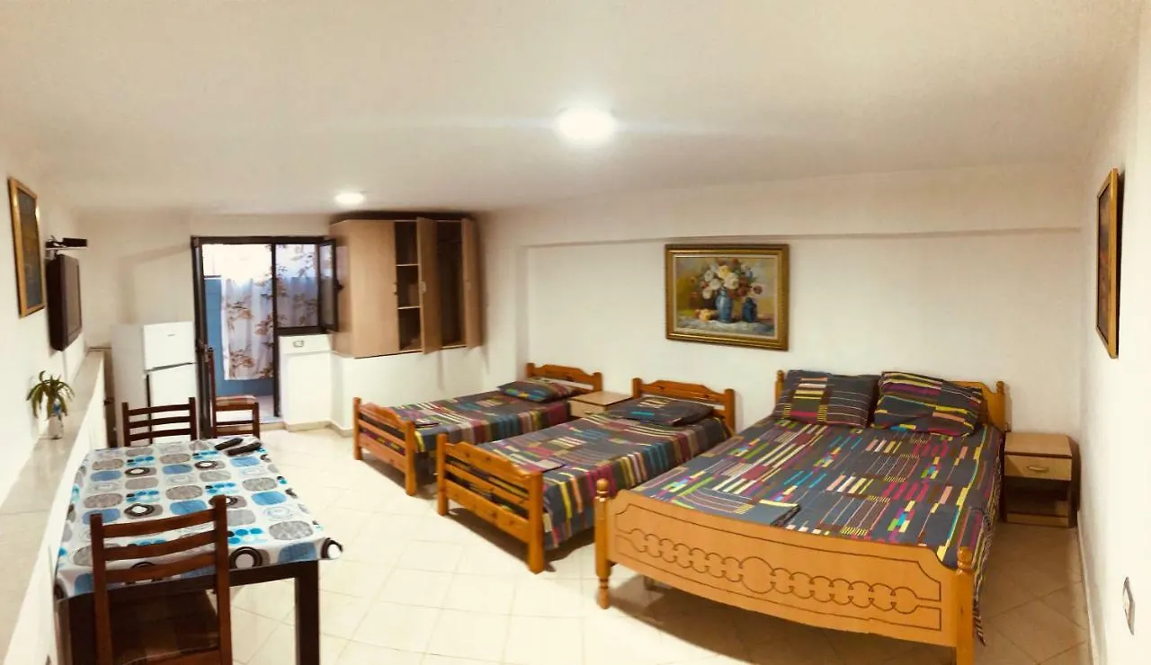 Dhoma Plazhi Otel Spille